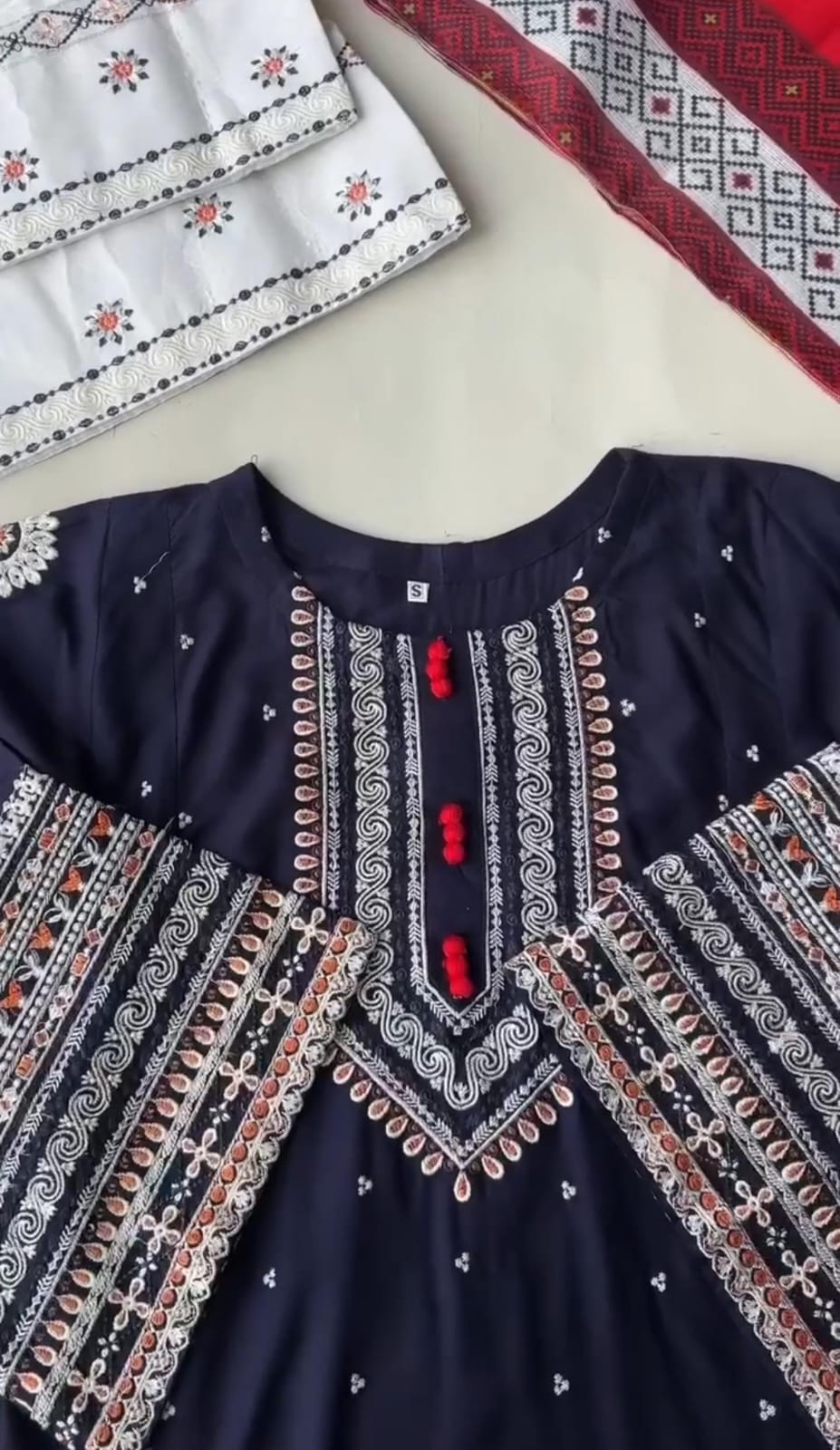 Eid Collection Embroidered 3-Pcs Suit for Women ✨🌙