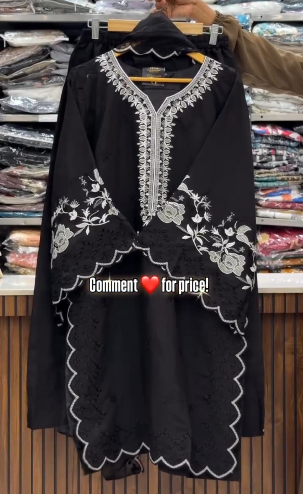 New Collection Embroidery Cut Work 3PCS Suit✨