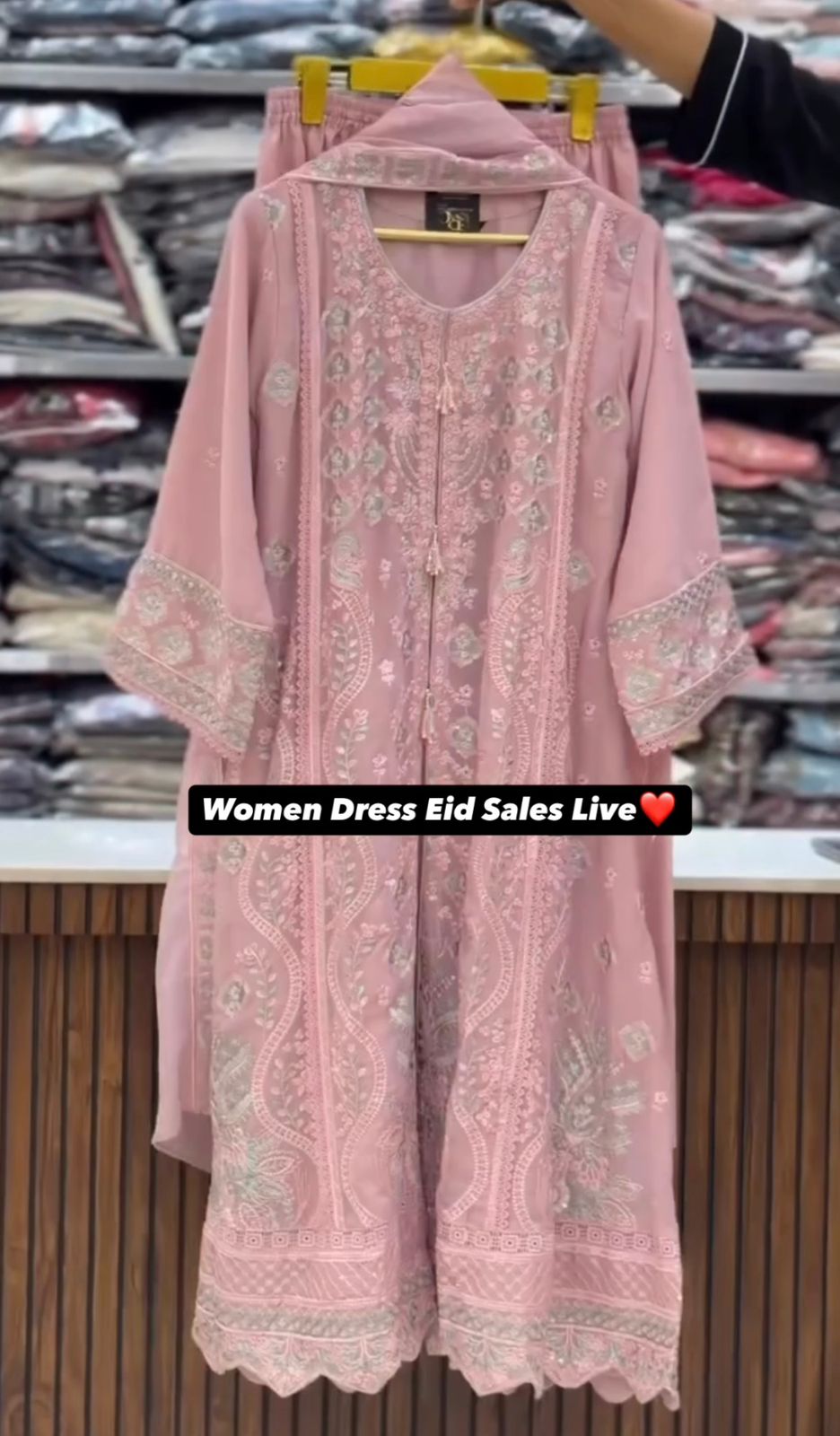 EID Embroidered Women’s 3-Piece Suit