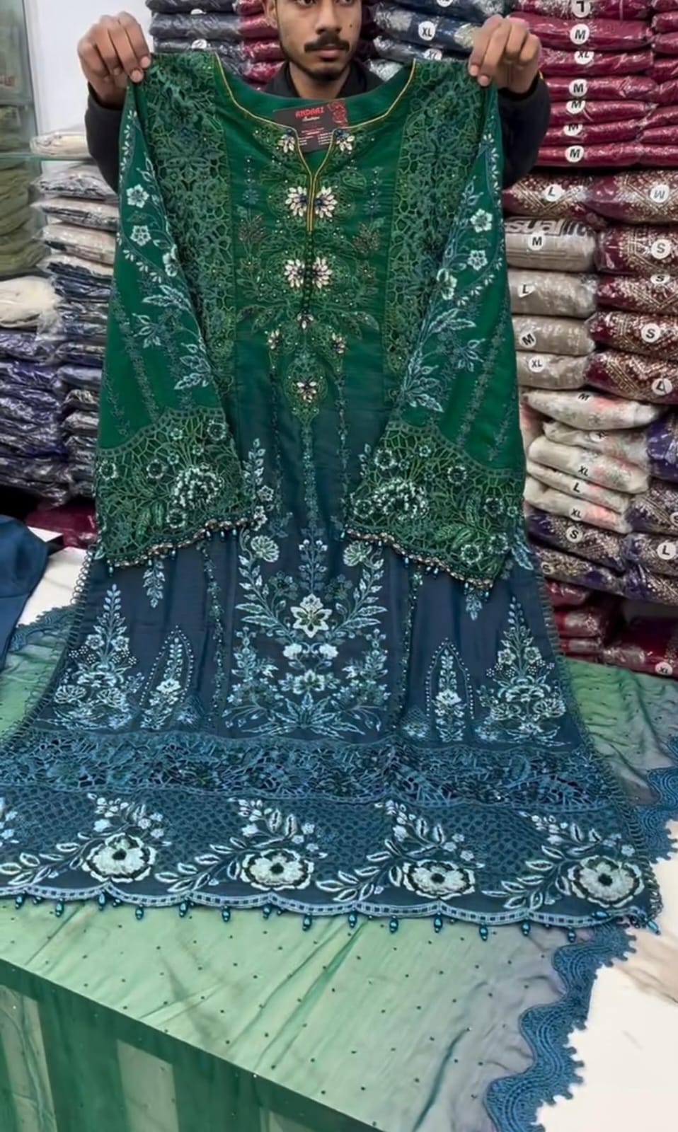 Eid Collection | Embroidered 3-Piece Suit ✨