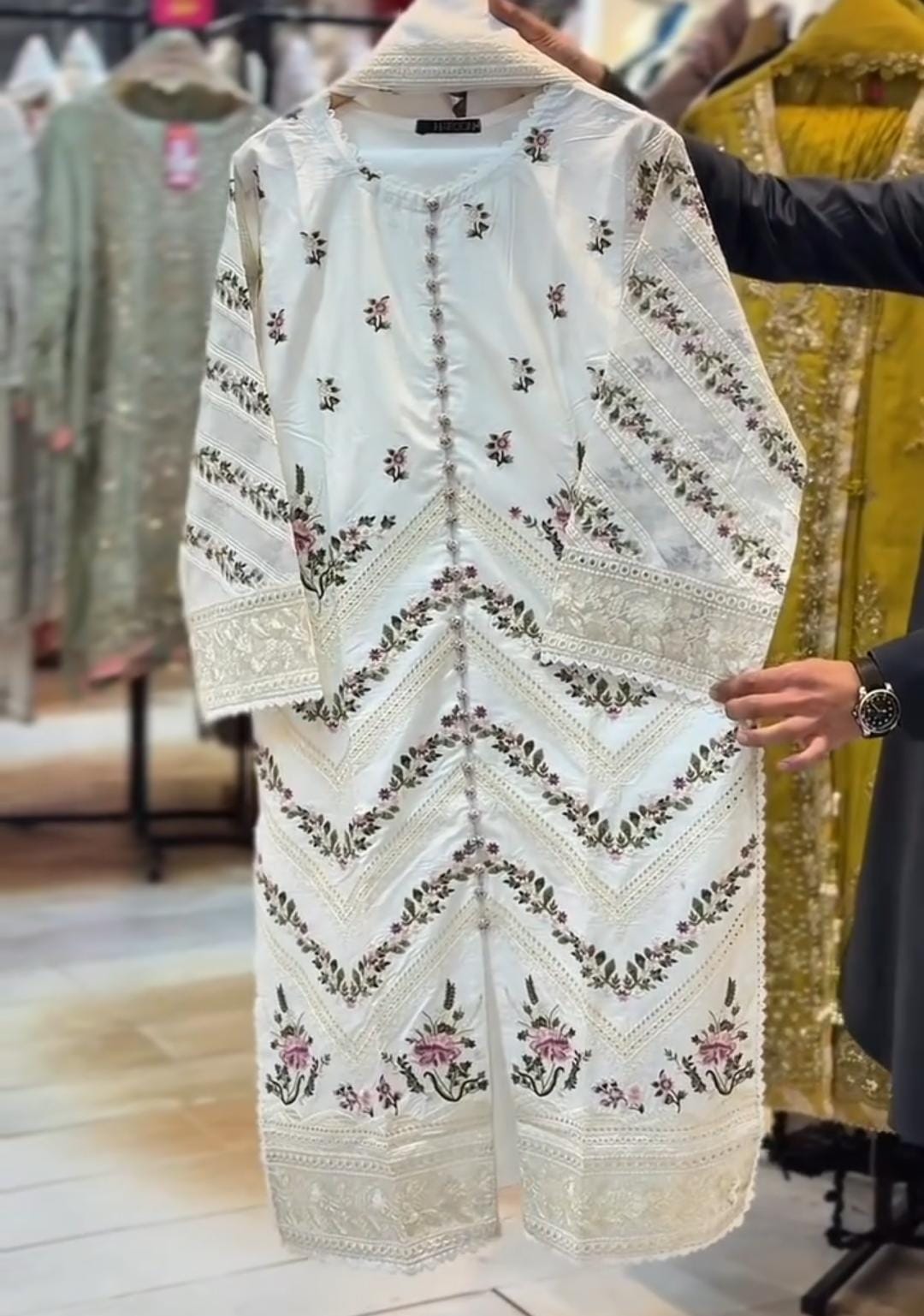 Embroidered 3-Piece Suit for Women ✨🌙