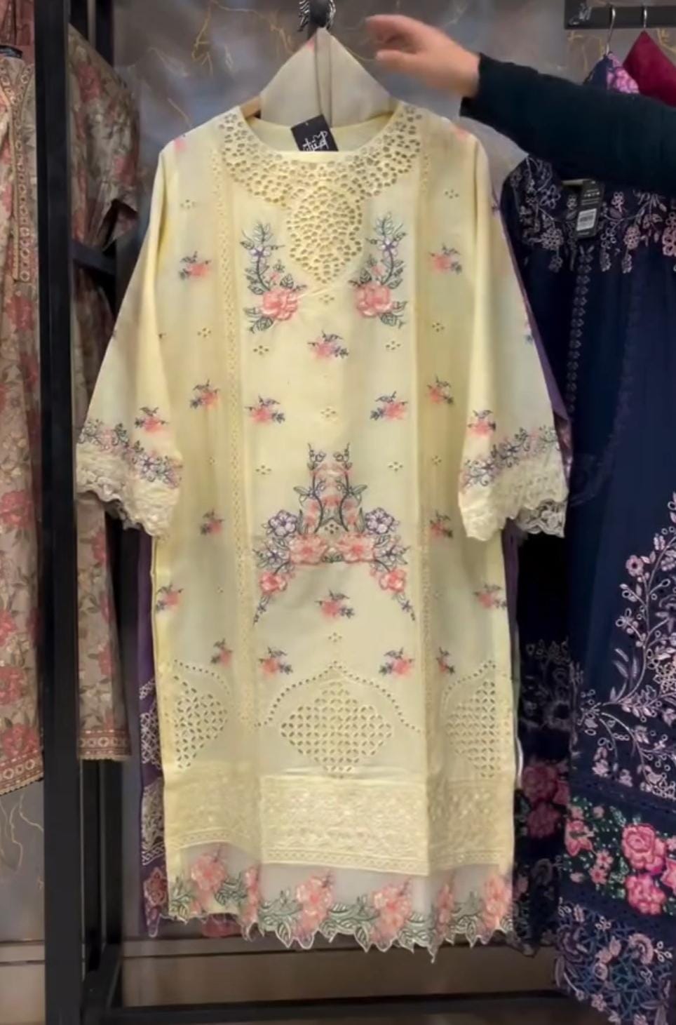 Women’s Embroidery 3-Piece Suit✨