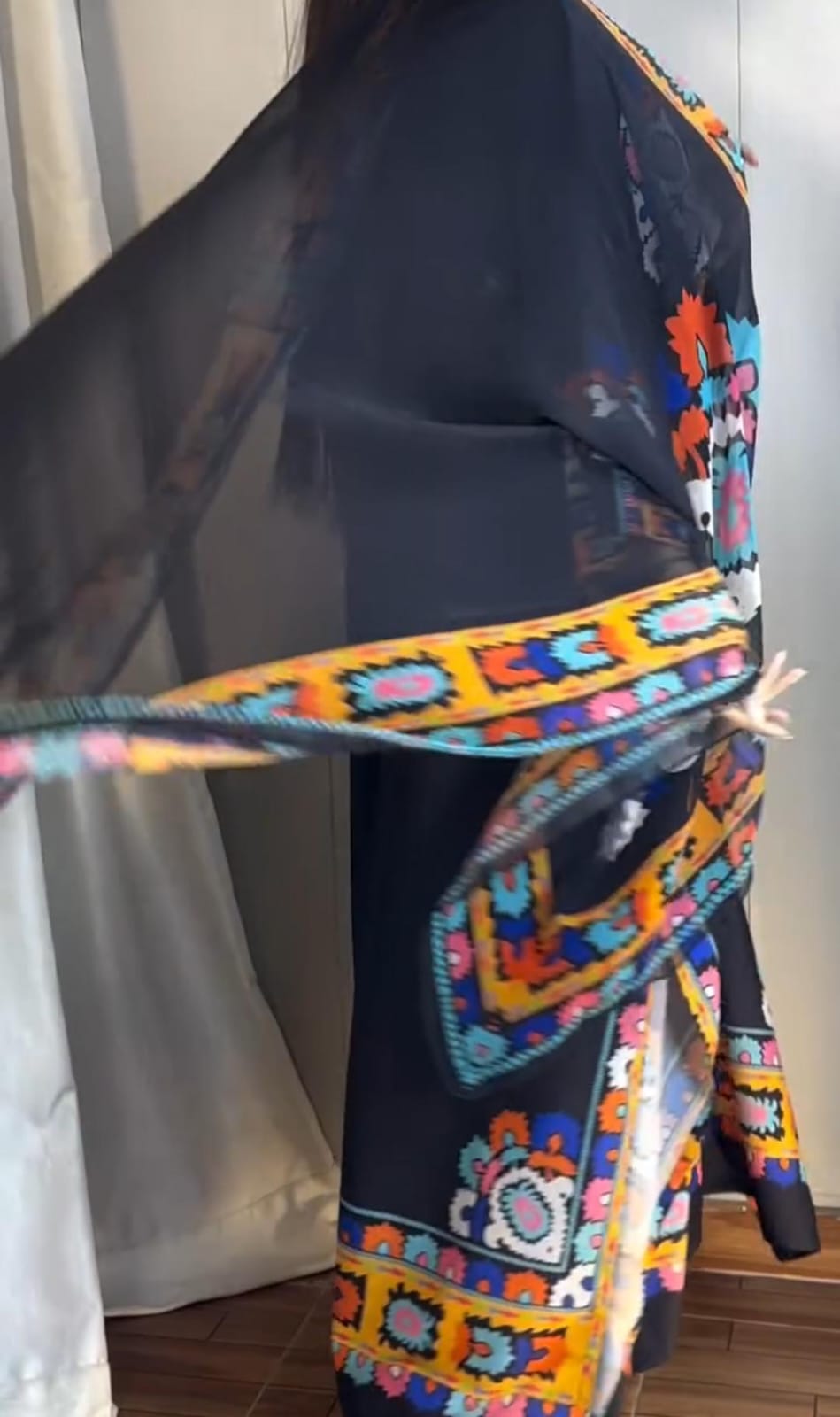 Beautiful Printed 3-Piece Suit for Women ✨