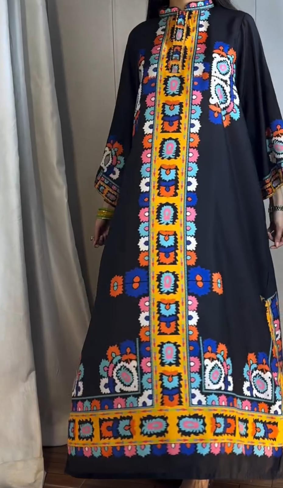 Beautiful Printed 3-Piece Suit for Women ✨