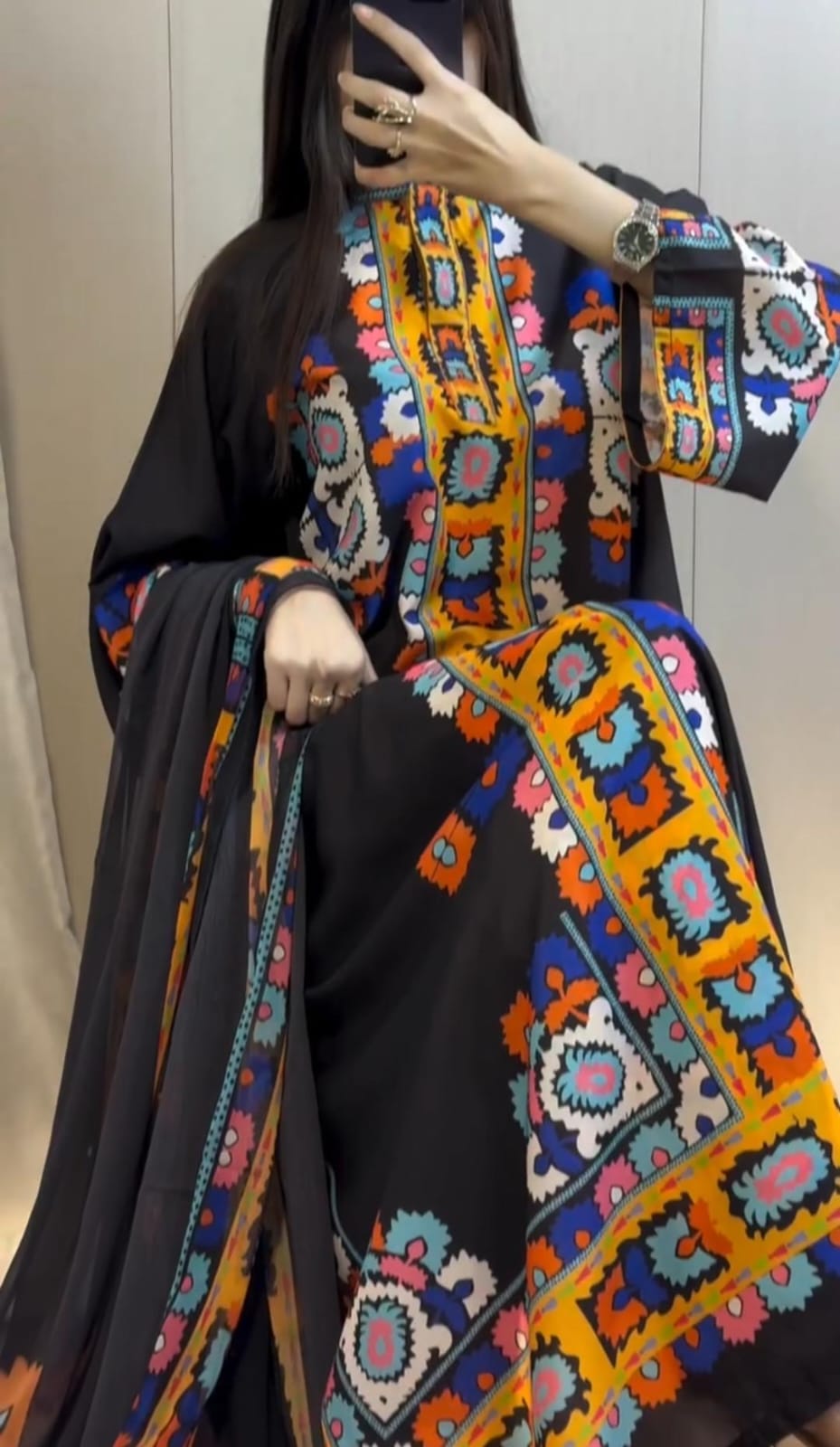 Beautiful Printed 3-Piece Suit for Women ✨