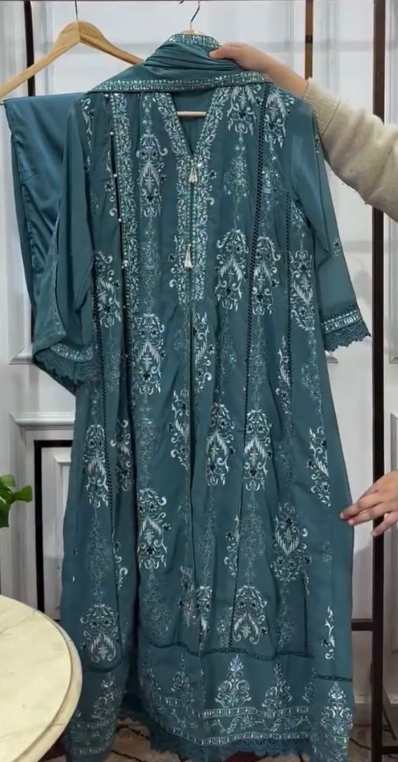 Elegant Embroidered 3-Piece Suit Set